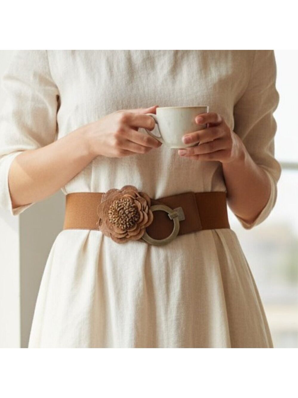 JDC Milano Brown Leather Flower Belt | Stretch Waist Cinch | Italian Statement